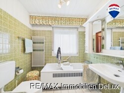 RE/MAX Immobilien DeLux Badezimmer