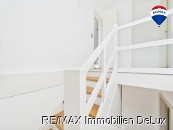 RE/MAX Immobilien DeLux  Einfamilienhaus 
