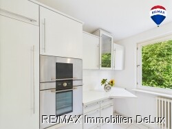 RE/MAX Immobilien DeLux  Einfamilienhaus Freiburg Küche
