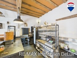 RE/MAX Immobilien DeLux Kelterhaus Gaststätte am Schloss Ayl