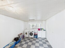CAM03784G0-PR0065-STILL026