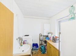 CAM03784G0-PR0088-STILL011