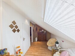 CAM03784G0-PR0090-STILL045