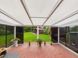 CAM03784G0-PR0090-STILL008