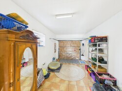 CAM03784G0-PR0090-STILL038