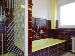 Badezimmer EG