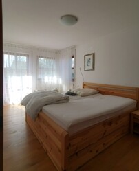 Schlafzimmer mit Balkon Handy