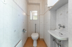 WC