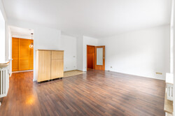 Wohn/ Esszimmer