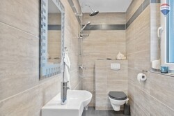 Badezimmer EG