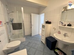 Badezimmer 2