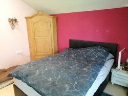 Schlafzimmer DG