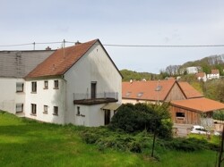 Hinter- / Seitenansicht