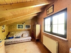Dachgaubenzimmer (Galerie)