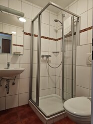 Bad im Hotelzimmer
