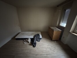 Zimmer 2 EG