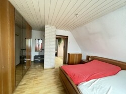 Schlafzimmer im DG
