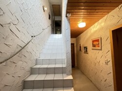 Treppe ins KG