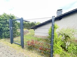 Seitliche Gartentür (außen)