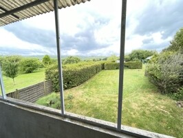 Blick vom Balkon hinten (EG)