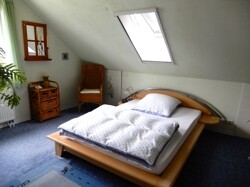 Schlafzimmer 1 (DG)