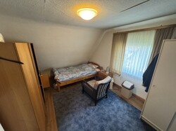 Zimmer 1 DG