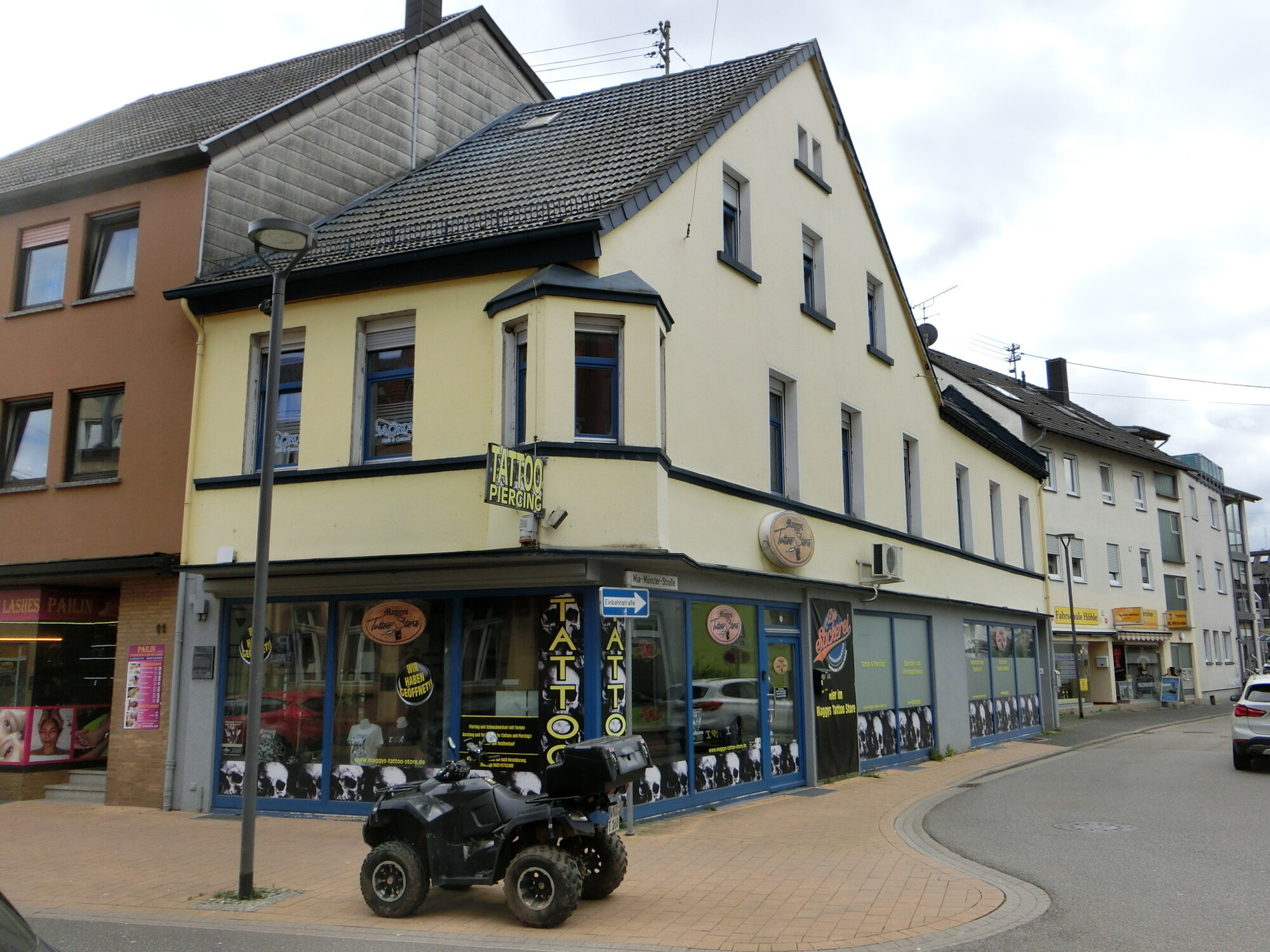 Straßenansicht