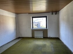 3 Zimmer im EG