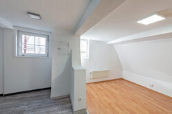 19Dachzimmer Fensterblick