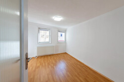 15Schlafzimmer3, 2. OG