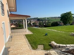 Weg zur Terrasse