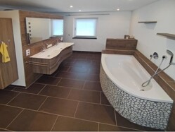 Badezimmer OG