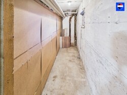 CAM02305G0-PR0060-STILL017