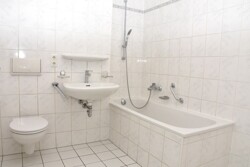 Badezimmer 2