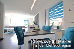 Wohnzimmer mit Essbereich EG