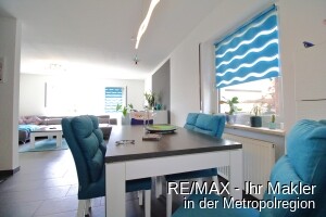 Wohnzimmer mit Essbereich EG