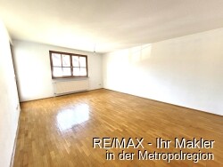 Wohnzimmer Ansicht 1