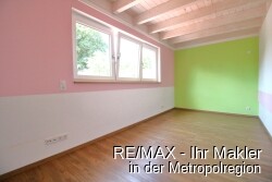 Schlafzimmer links DG