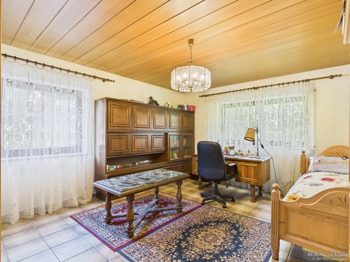 Arbeitszimmer EG
