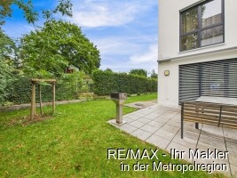 Terrasse mit el. Markisse