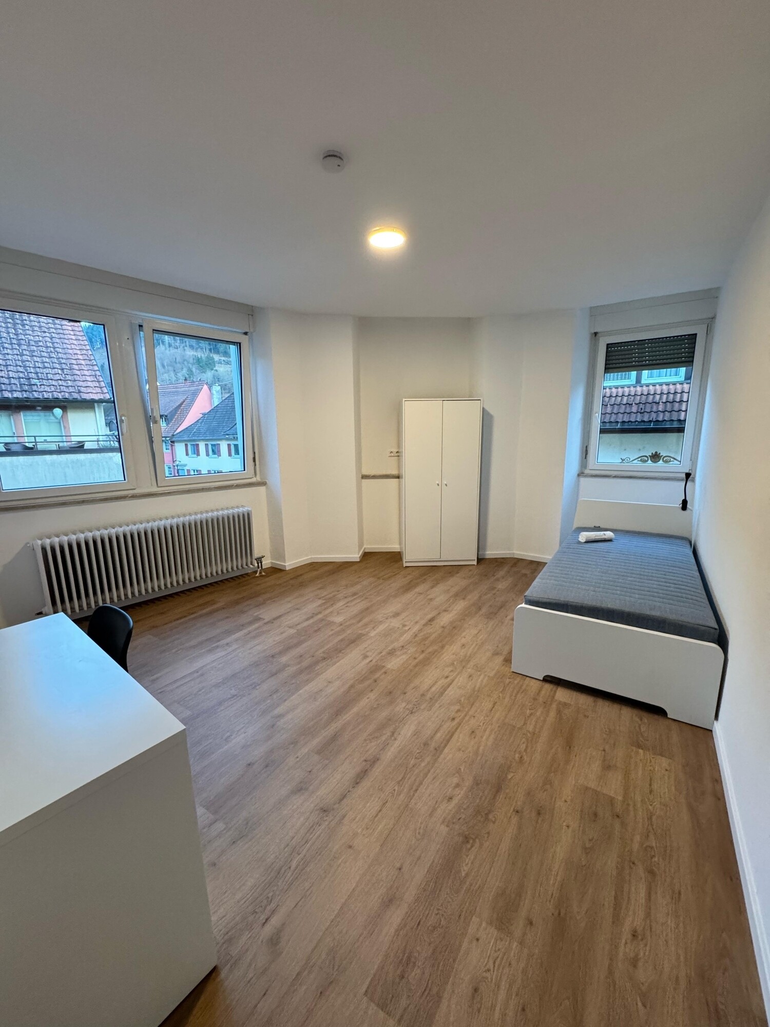 Schlafzimmer 1