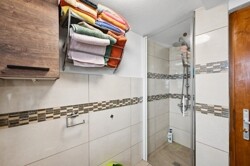 Badezimmer EG