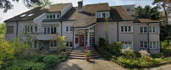 MÜLLHEIM Hausfassade mit Erkerzone 1 OG Wohnung Nr. 4 (1)