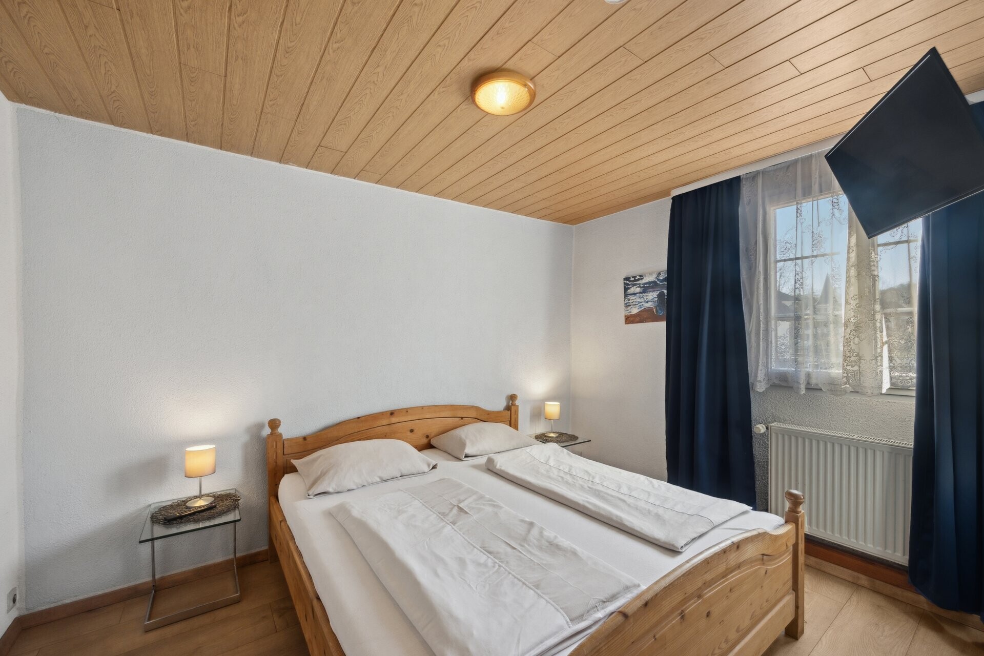 backbone_536265-A_028_WEB