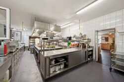 backbone_551651-A_040_WEB