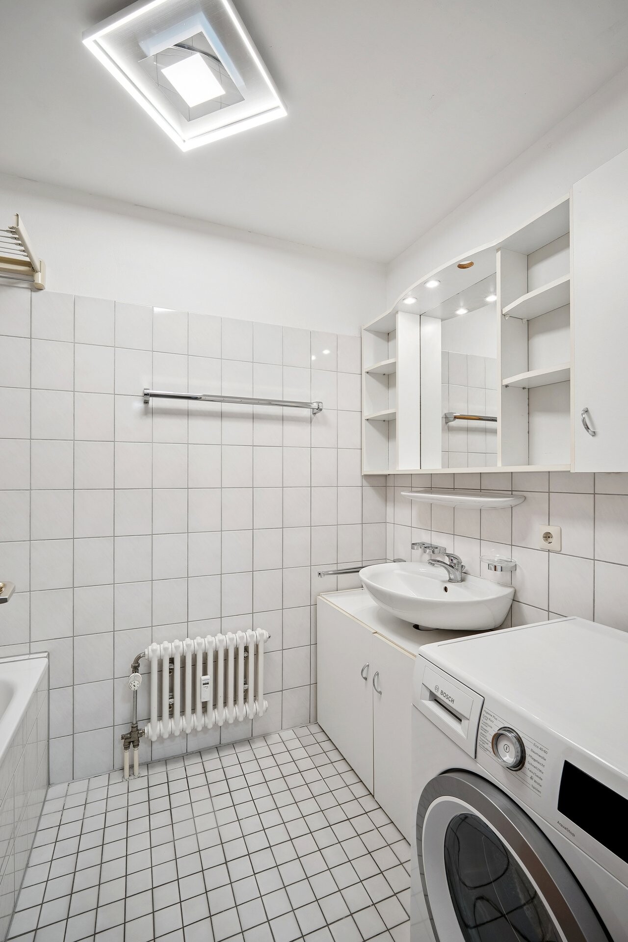 backbone_584970-A_013_WEB