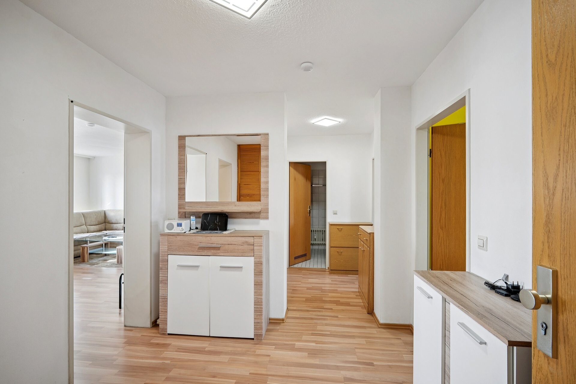 backbone_584970-A_025_WEB