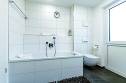 Badezimmer 1