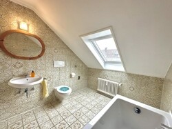Bad + WC