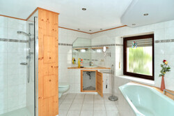 Bahnhofstraße 2 – 54492 Rachtig